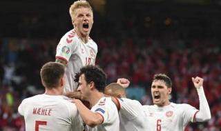 球迷用激光笔照射丹麦门将