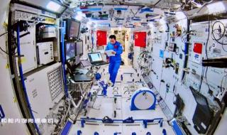 神州十二号宇航员出仓直播