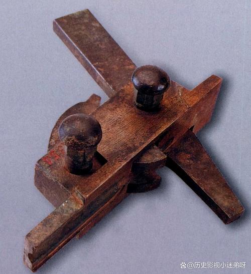 秦始皇陵的自动弩阵（秦始皇陵移动物体）