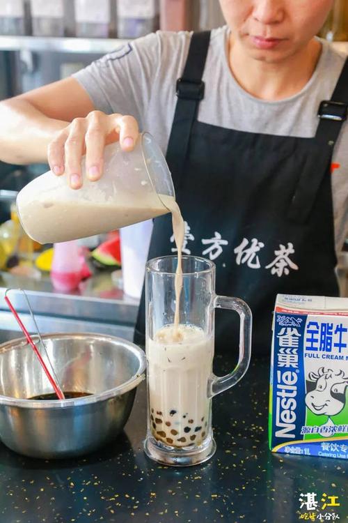 用《民法典》解释奶茶续杯（奶茶续命的意思）